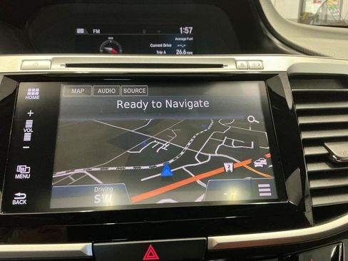 Used 2016 Honda Accord Touring image 21