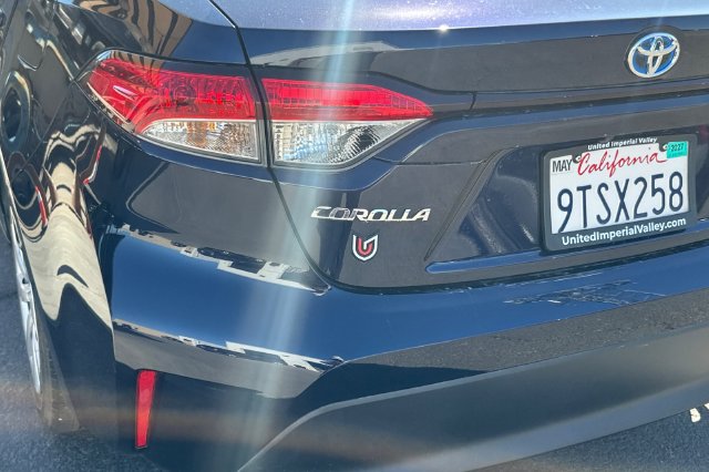 Used 2025 Toyota Corolla LE FWD image 14