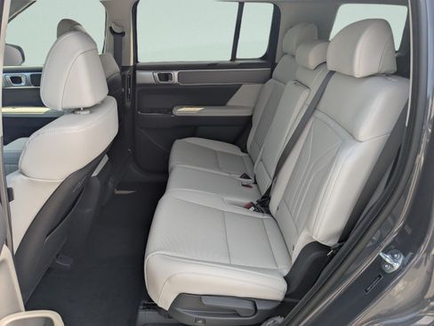 New 2027 Hyundai Santa Fe SEL FWD image 11