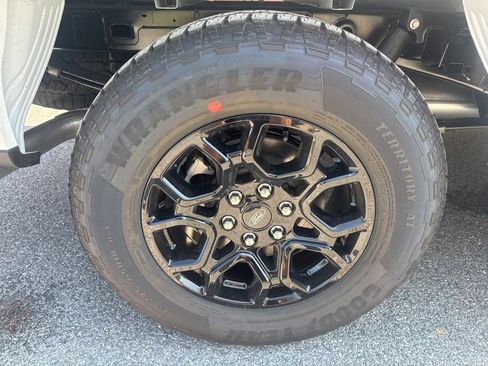 New 2025 Ford F150 XLT w/ Equipment Group 301A Standard image 12