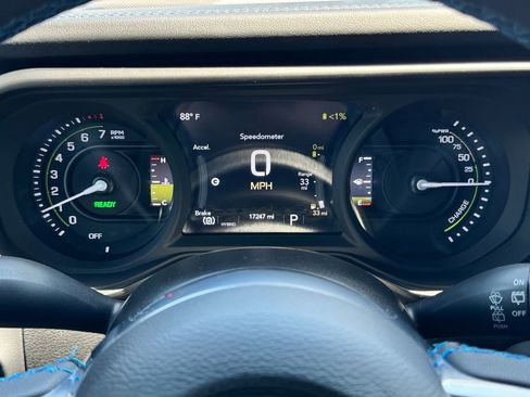 Used 2024 Jeep Wrangler High Altitude AWD/4WD image 23