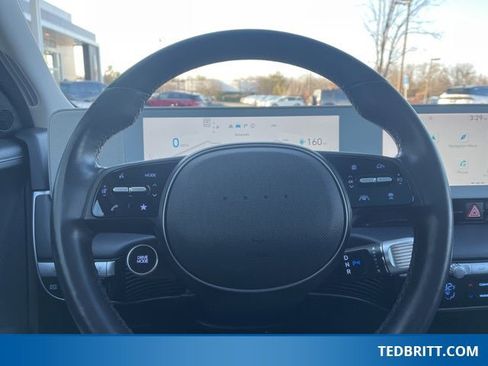 Used 2022 Hyundai Ioniq 5 Limited image 29