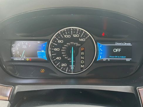 Used 2011 Ford Edge Limited w/ 302A Rapid Spec Order Code FWD image 35