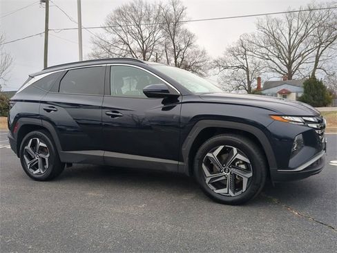 Used 2022 Hyundai Tucson SEL w/ Cargo Package image 2