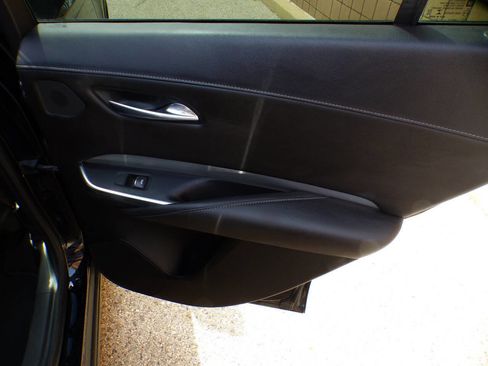 Used 2022 Cadillac XT4 Premium Luxury w/ Enhanced Visibility Package image 22