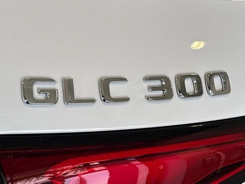 Used 2026 Mercedes-Benz GLC 300 4MATIC image 5
