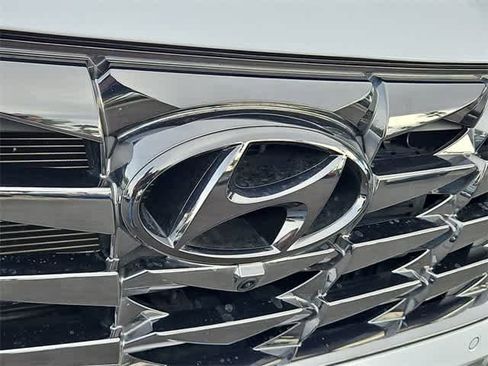 Used 2023 Hyundai Tucson Limited image 11