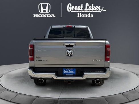 Used 2019 RAM 1500 Laramie AWD/4WD image 5