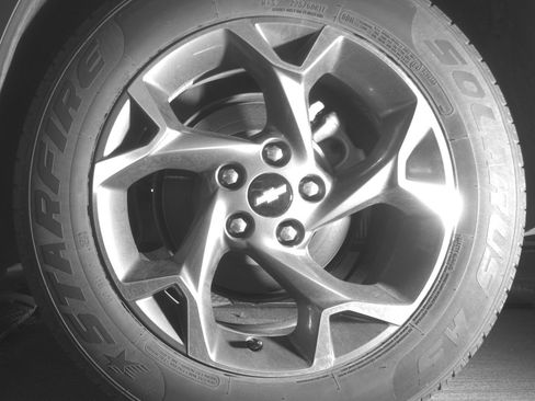 Used 2025 Chevrolet Trax LT FWD image 14