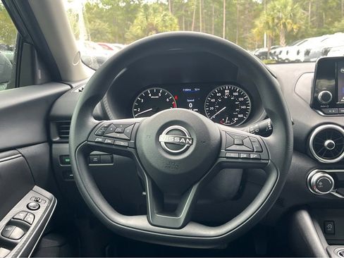 New 2025 Nissan Sentra S image 11