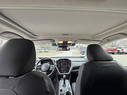 Used 2024 Subaru Crosstrek 2.0i Premium image 10