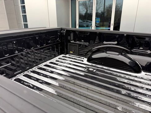 Used 2022 Ford F150 XLT w/ Equipment Group 302A High image 18