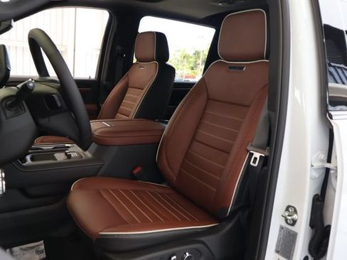 New 2026 GMC Sierra 3500 Denali Ultimate AWD/4WD image 14