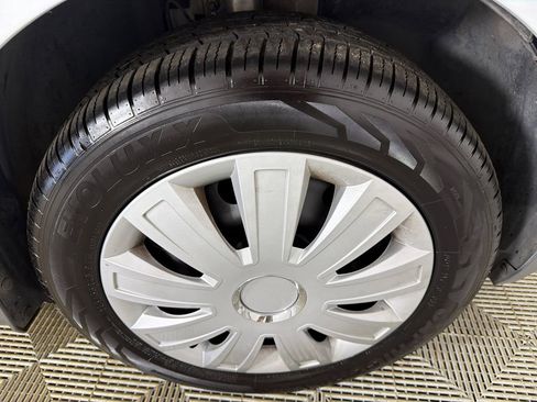 Used 2015 Ford Transit Connect XL image 12