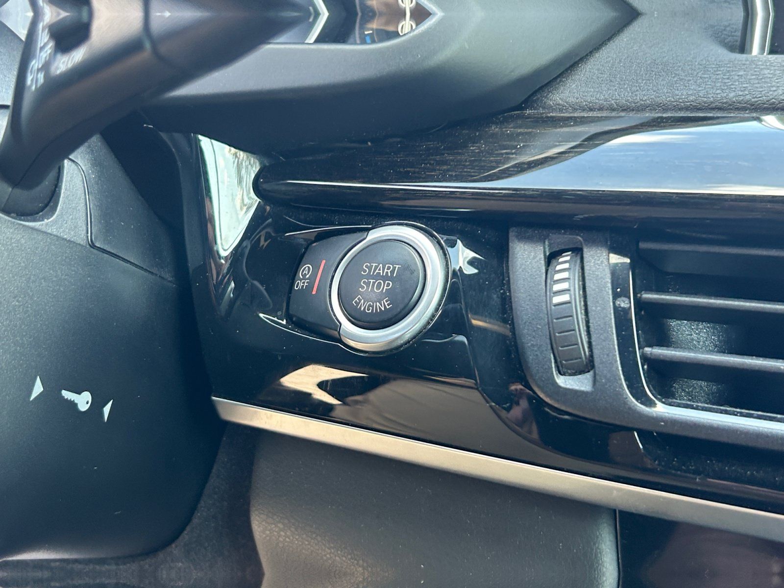 Used 2018 BMW X5 xDrive50i AWD/4WD image 20