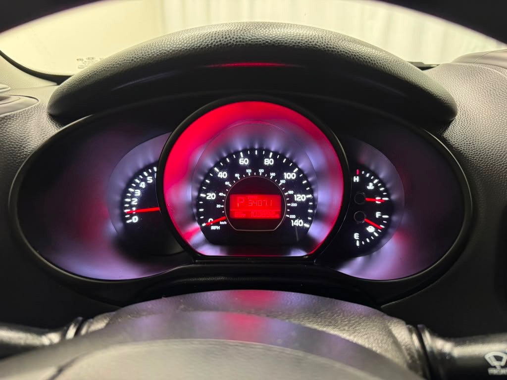 Used 2017 Kia Soul + FWD image 24