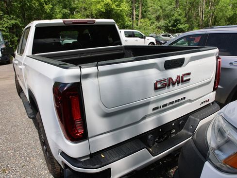 Used 2021 GMC Sierra 1500 AT4 AWD/4WD image 4