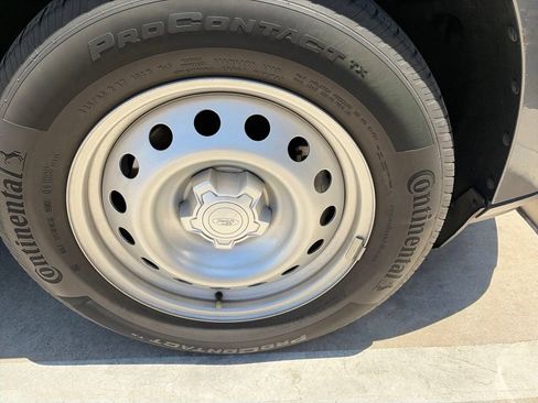 Used 2022 Ford Maverick XL FWD image 10