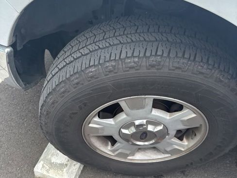 Used 2014 Ford F150 XLT w/ Equipment Group 301A Mid RWD image 8