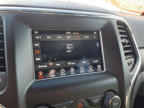 Certified 2020 Jeep Grand Cherokee Laredo image 15