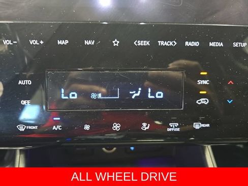 Used 2024 Hyundai Tucson Limited AWD/4WD image 21