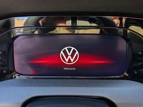 Used 2025 Volkswagen Golf S image 12