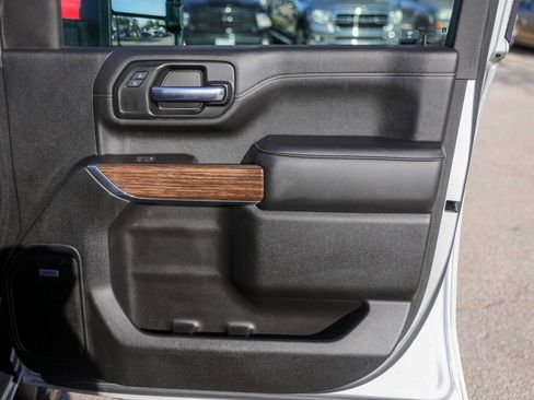 Used 2021 Chevrolet Silverado 2500 High Country w/ Z71 Off-Road Package image 32