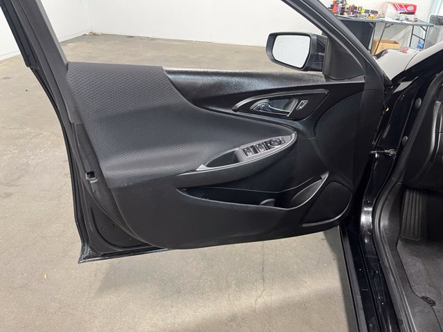 Used 2024 Chevrolet Malibu LT FWD image 25