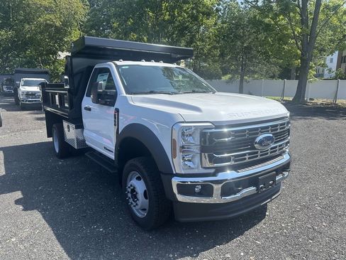 New 2025 Ford F550 XL image 3