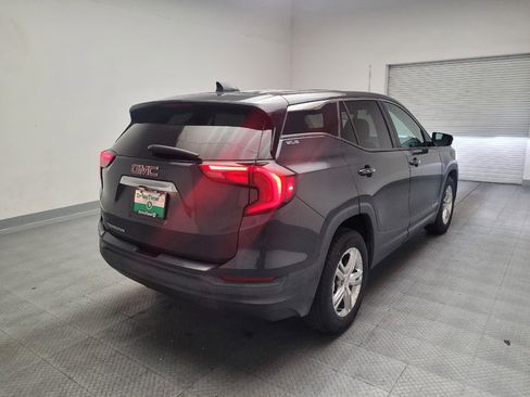 Used 2018 GMC Terrain SLE FWD image 9