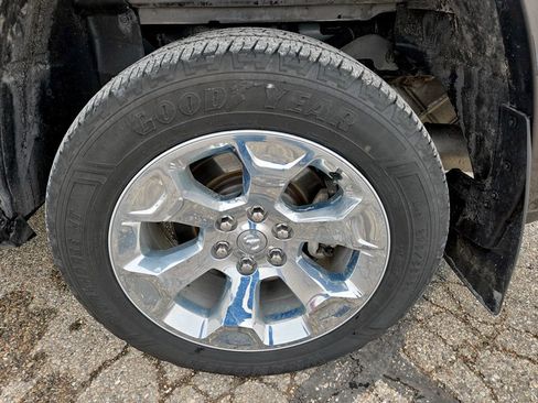 Used 2020 RAM 1500 Laramie image 36