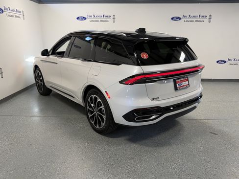 New 2026 Lincoln Nautilus Reserve image 33