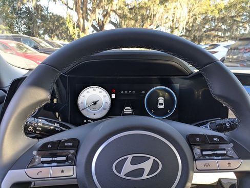 New 2026 Hyundai Elantra Limited FWD image 27