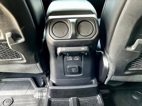 Certified 2019 Jeep Wrangler Unlimited Rubicon image 13