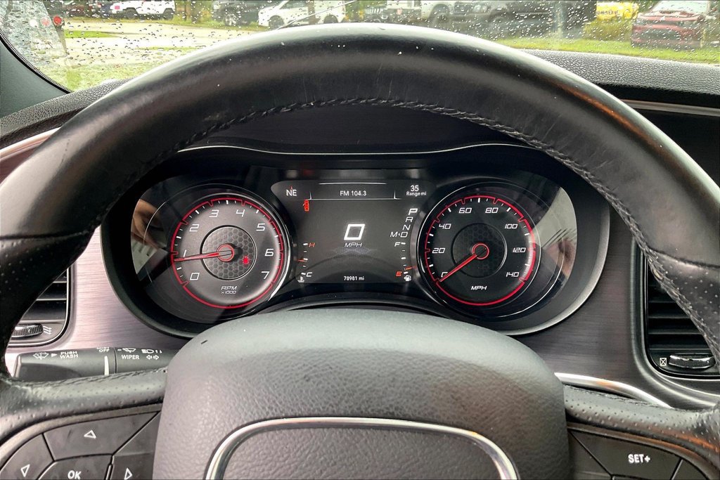 Used 2017 Dodge Charger SXT w/ AWD Plus Group image 16