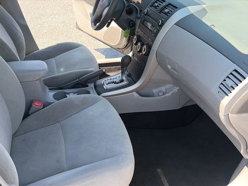 Used 2010 Toyota Corolla LE image 35