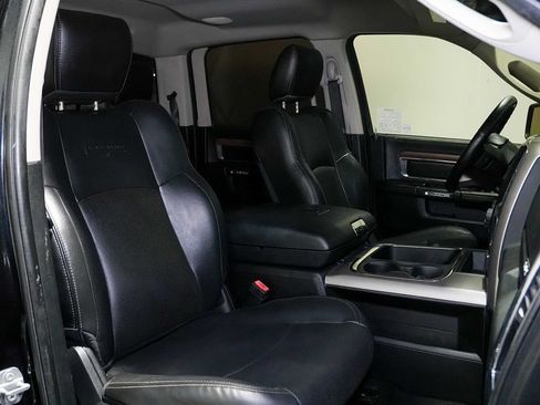 Used 2016 RAM 1500 Laramie AWD/4WD image 20