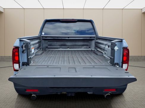 Used 2023 Honda Ridgeline Sport image 11