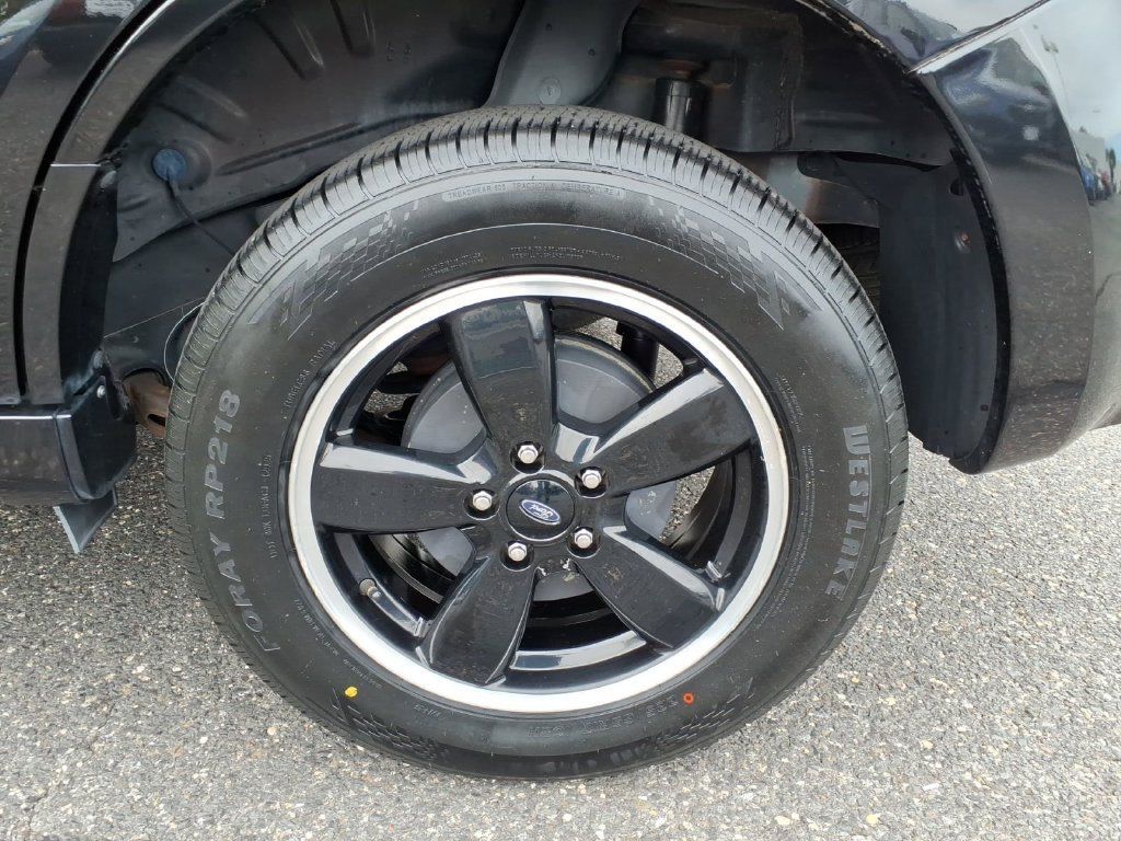 Used 2011 Ford Escape XLT w/ 201A Rapid Spec Order Code FWD image 16