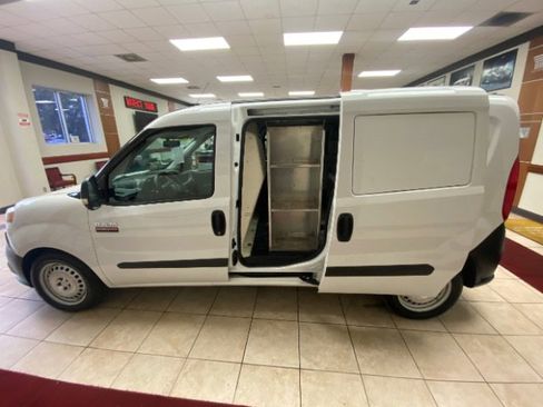 Used 2021 RAM ProMaster City Tradesman w/ Window Group 09 image 14