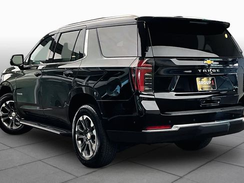 Used 2025 Chevrolet Tahoe LS RWD image 11