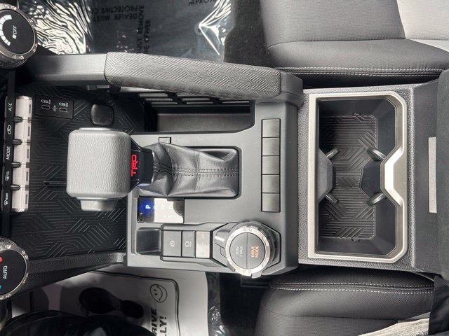 Used 2025 Toyota Tacoma TRD Sport AWD/4WD image 29