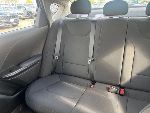 Used 2026 Kia K4 FWD image 37