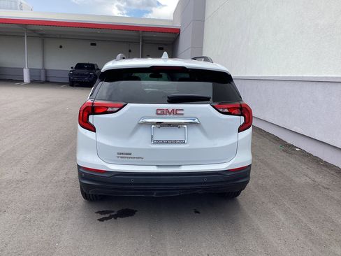 Used 2021 GMC Terrain SLE w/ Driver Convenience Package image 31