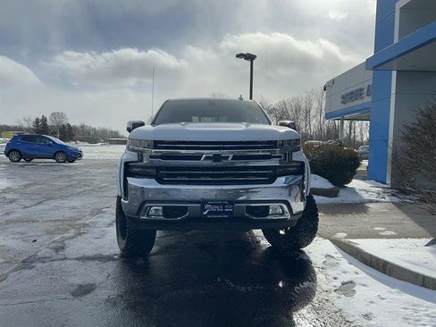 Used 2019 Chevrolet Silverado 1500 LTZ w/ LTZ Plus Package image 2