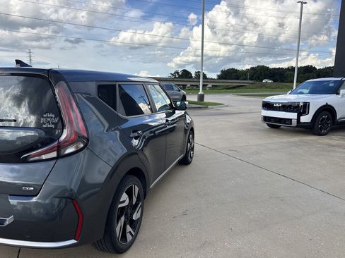 Certified 2023 Kia Soul GT-Line FWD image 13