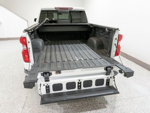 Used 2021 Chevrolet Silverado 1500 LTZ w/ LTZ Premium Package image 12