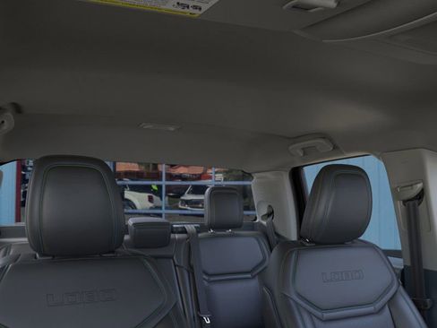New 2026 Ford Maverick Lobo image 12