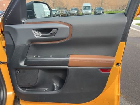 Used 2023 Ford Bronco Sport Outer Banks w/ Tech Package image 10