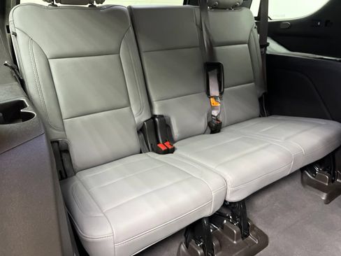 Used 2021 Chevrolet Tahoe LT w/ Rear Media and Nav Package RWD image 23